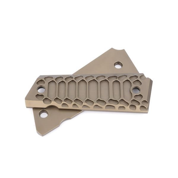 Valkyrie Dynamics 1911 Government/Commander Full Size Grips Aluminum Cobra Skeleton Brushed FS-02silver/RED/FDE - Image 8