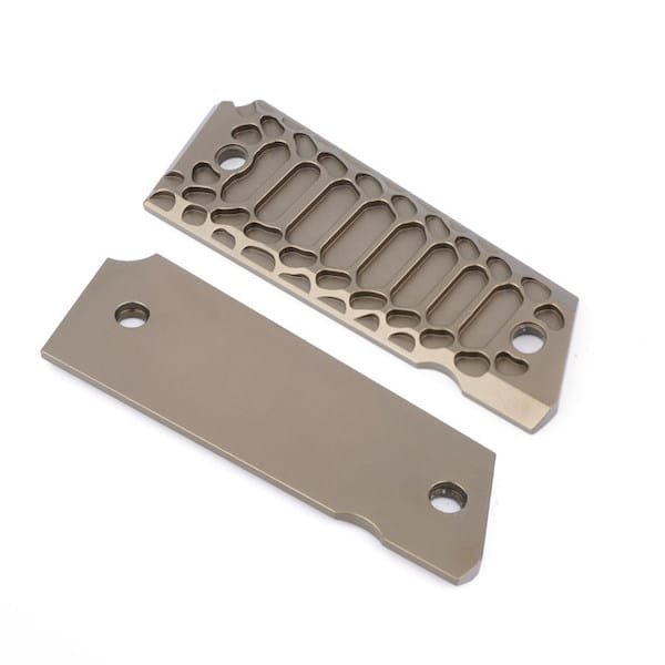 Valkyrie Dynamics 1911 Government/Commander Full Size Grips Aluminum Cobra Skeleton Brushed FS-02silver/RED/FDE - Image 10